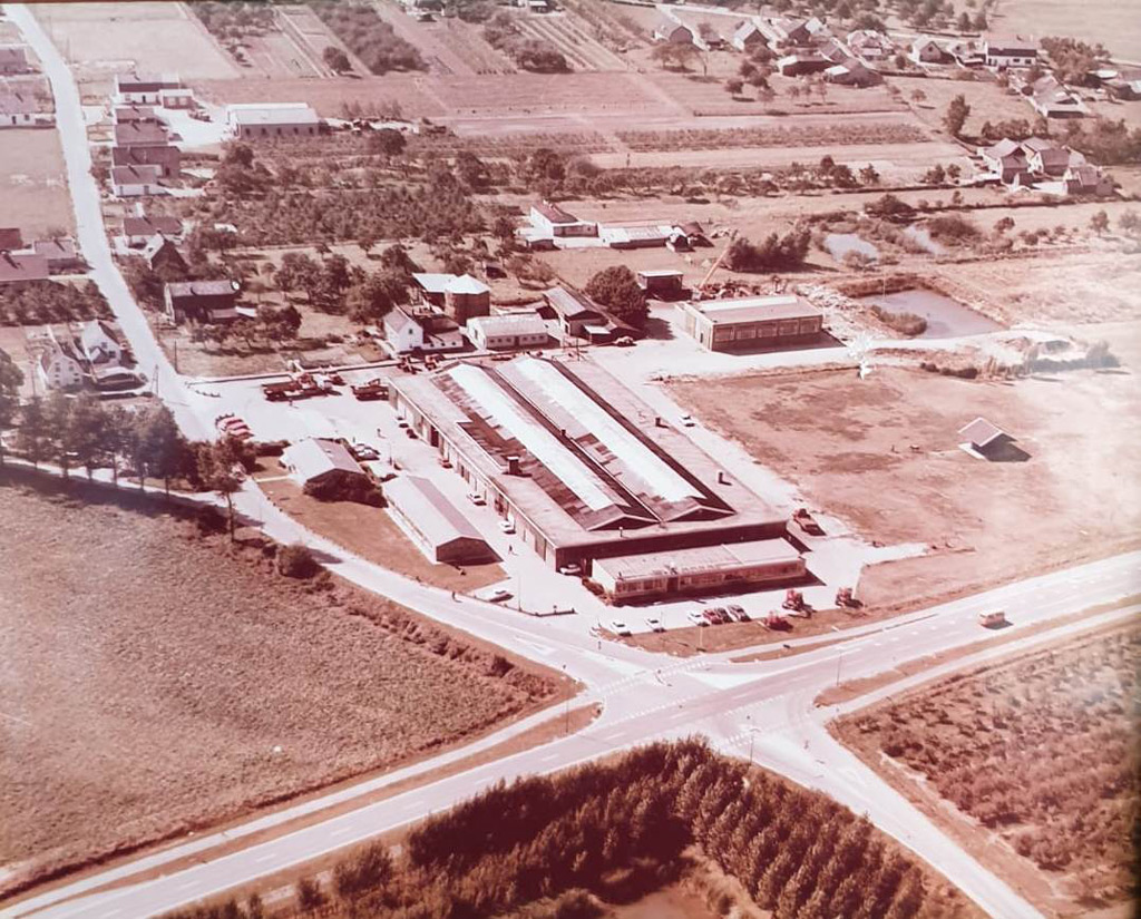 Luchtfoto asfaltfabriek